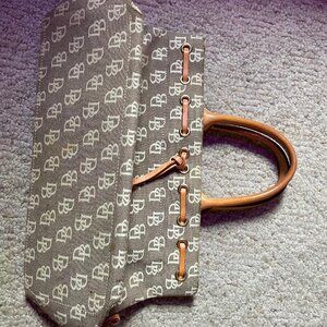 Dooney & Bourke Handbag
